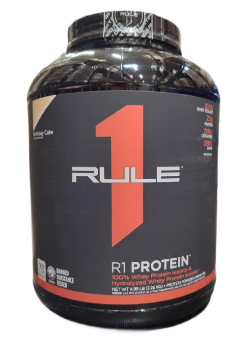 Rule One R1 proteiinikoogi sünnipäevatort – 2260 g